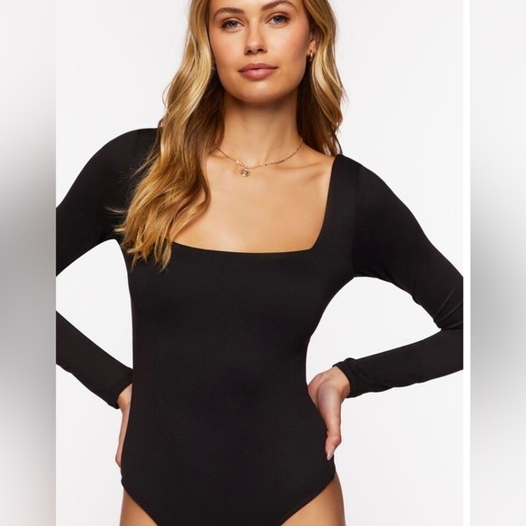 NWT Forever 21 Long-Sleeve Cutout Bodysuit Black NWT Sz M - Picture 3 of 5